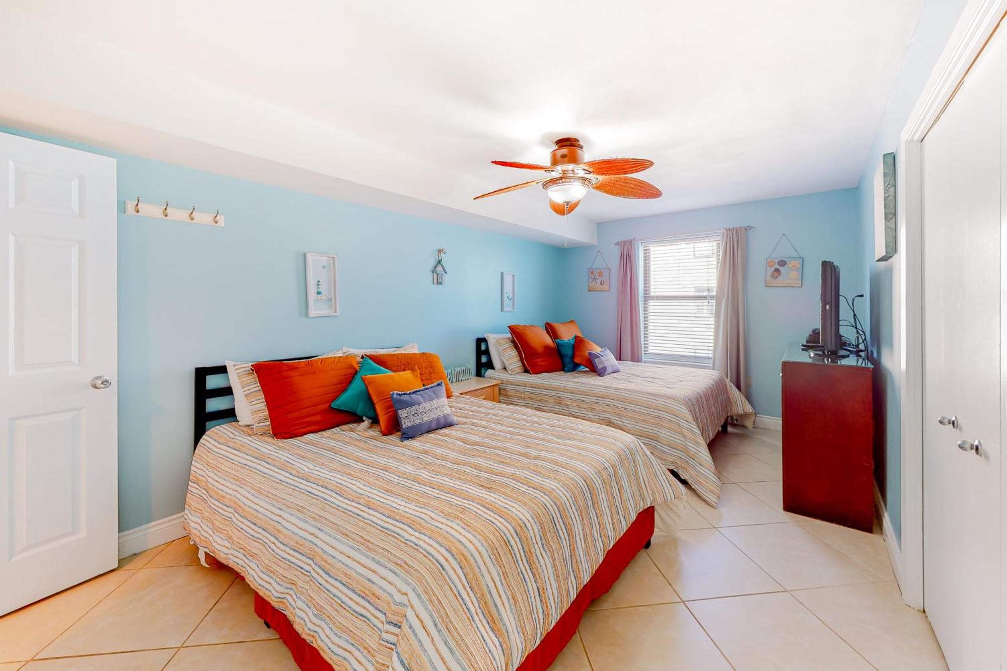 Phoenix Vacation Rentals Орандж-Біч Номер фото